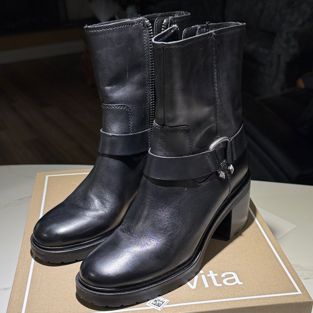 NEW 8.5 DOLCE VITA CAMROS Leather Heel Booties, Black, Size 8.5
